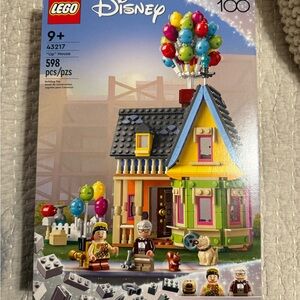 LEGO Disney 100 'Up' House